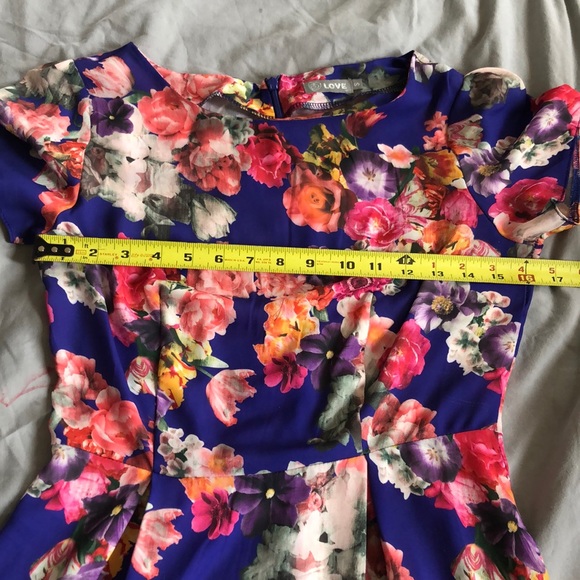 Floral Print Tea Dress - Picture 6 of 8